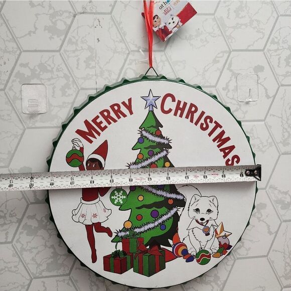 Elf On the Shelf & Elf Pets Girl Scout Metal Cap Wall Decor, 12" - Picture 7 of 12